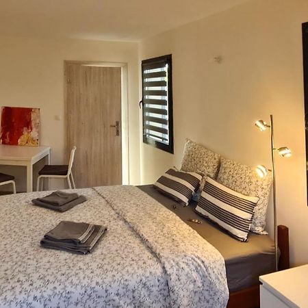 Hôtel Cosy Studio dans le site historique de Pézenas Extérieur photo